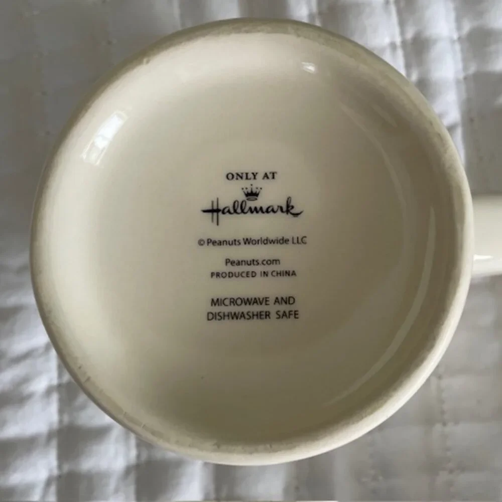 Woodstock/Hallmark/ Peanuts character  "Woodstock's Yellow Bird Diner" mug. - Picture 2 of 2